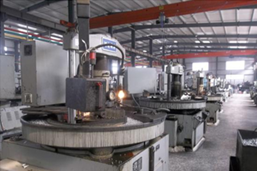 華信鋼球廠家車間設(shè)備 華信鋼球廠家車間設(shè)備